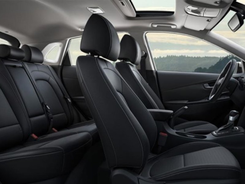 Không gian hàng ghế sau của ô tô Hyundai Kona