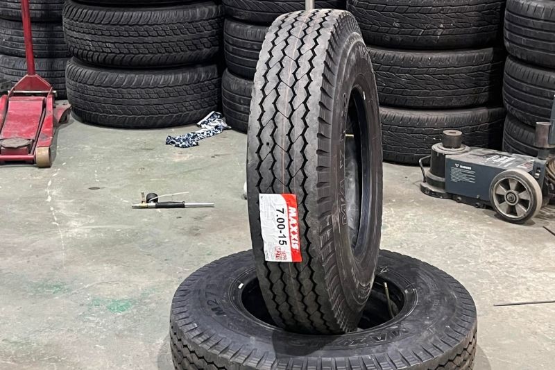 Lốp xe tải Maxxis với khả năng bám đường tốt