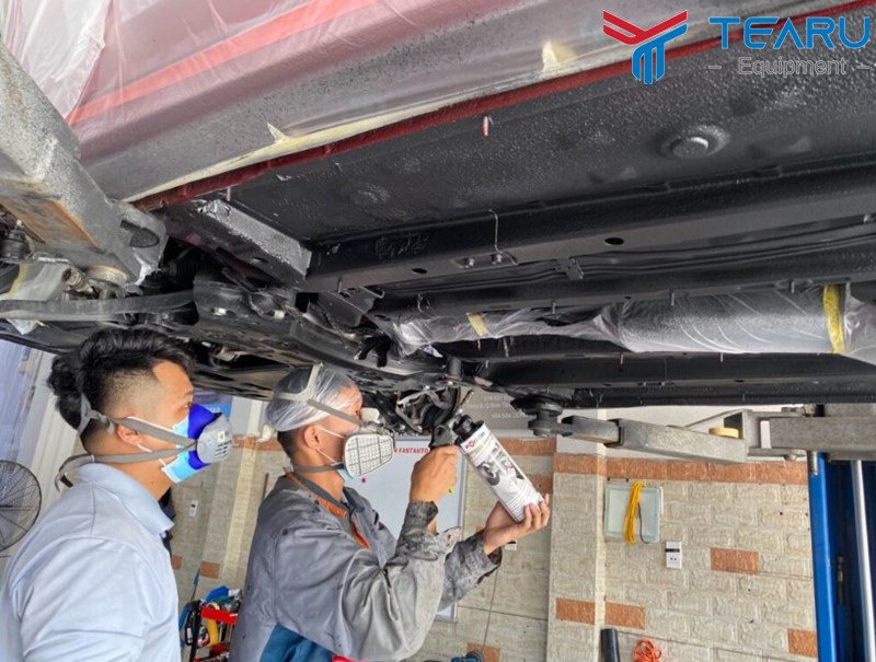 Hoàn thiện che chắn các bộ phận không phủ gầm xe