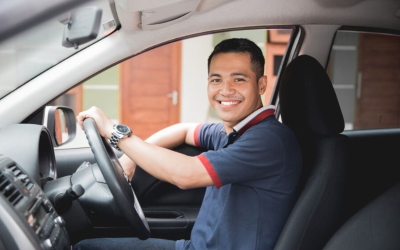Dịch vụ cho thuê xe ô tô có tài xế - Cơ hội kiếm tiền