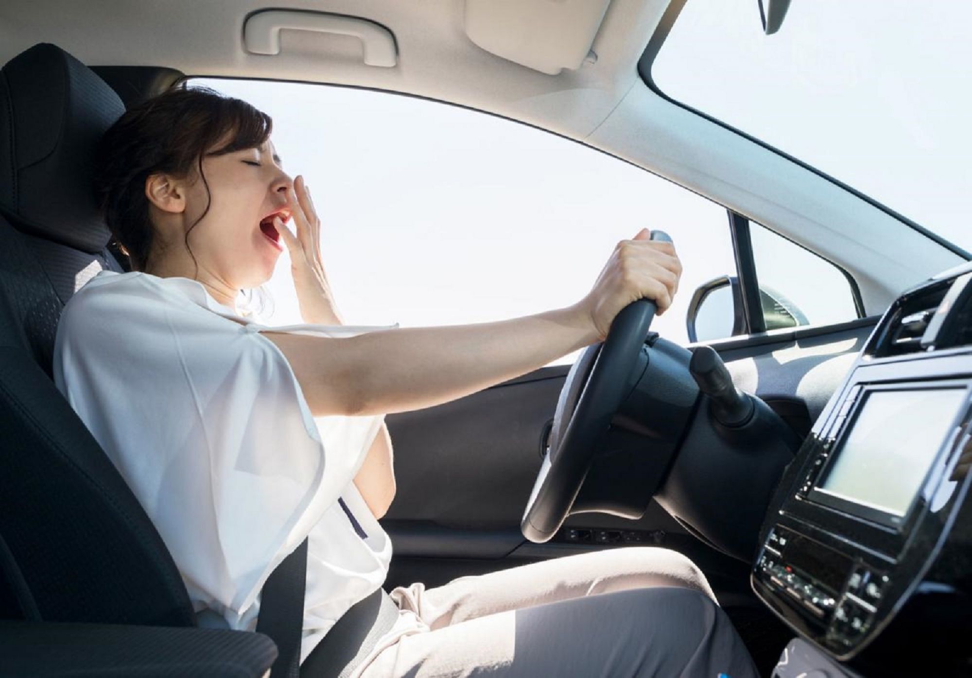Chống Buồn Ngủ Khi Lái Xe Ô Tô Hiệu Quả