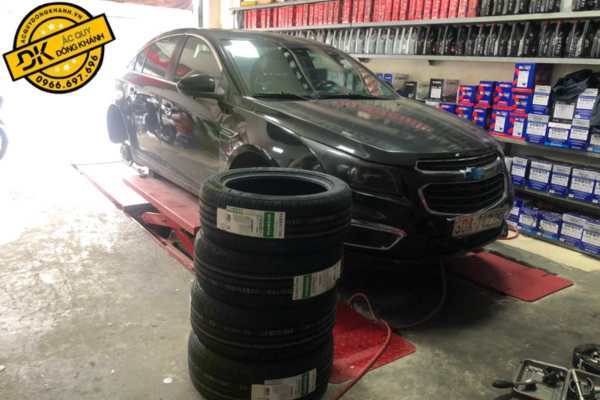 Lốp Kumho 215/50r17 KH27