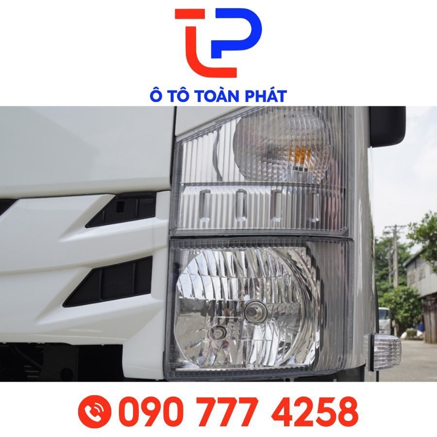 Cụm đèn pha xe ô tô tải Isuzu NQR75ME5