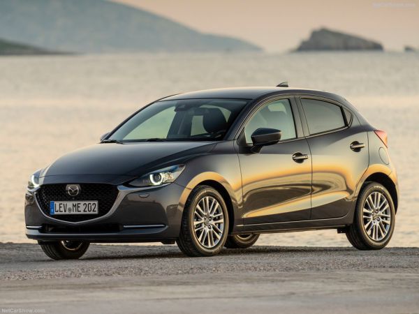 Mazda 2 Sport cá tính nhưng đầy thanh lịch, mẫu xe ô tô nhỏ gọn cho phái đẹp