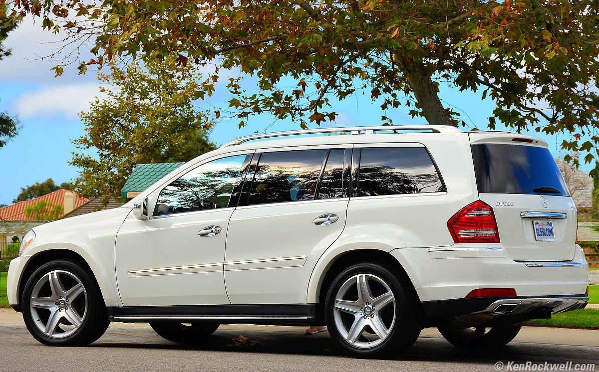 Xe ô tô Mercedes GL550: Thông tin chi tiết