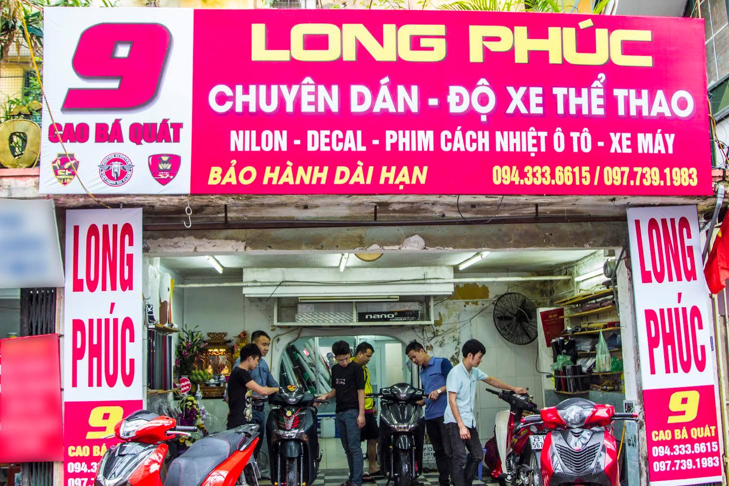 Long Phúc Độ Xe cung cấp dịch vụ dán decal cho xe ô tô và xe máy
