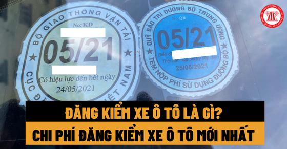 Hình ảnh một chiếc xe ô tô đang được đăng kiểm tại trung tâm