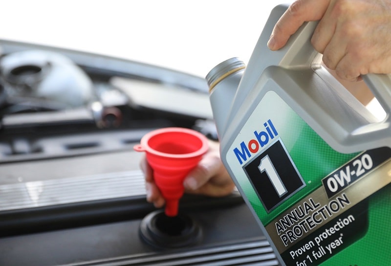 dầu nhớt ô tô mobil