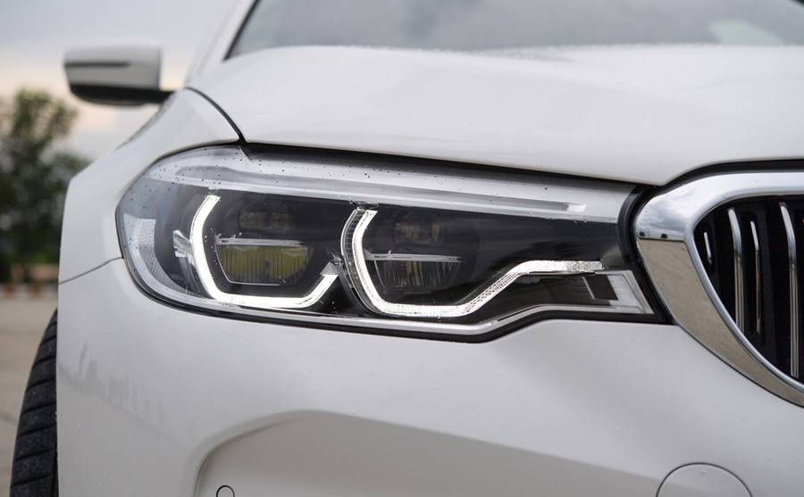 Đèn LED ban ngày cho xe ô tô giúp tăng khả năng nhận diện