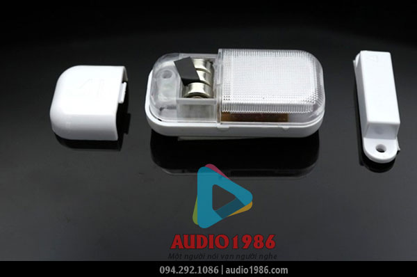 Đóng cốp để kiểm tra chức năng tự tắt đèn