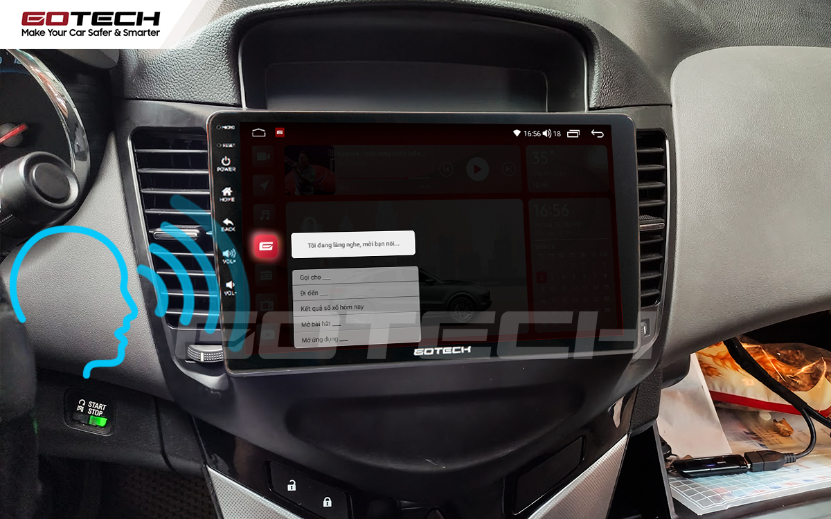 Tài xế sử dụng điều khiển giọng nói trên màn hình ô tô GOTECH cho xe Chevrolet Cruze 2015