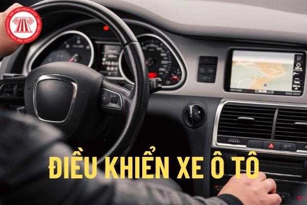 Hình ảnh minh họa xe ô tô đi không đúng phần đường theo quy định