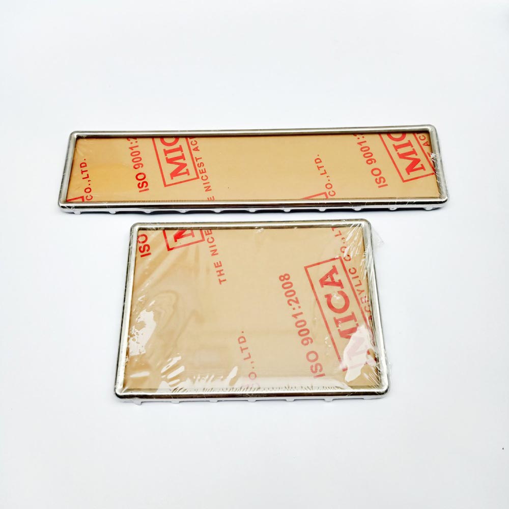 Khung ép biển số ô tô bằng inox trơn bóng