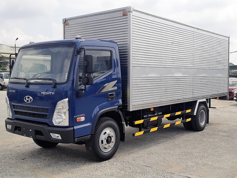 Hyundai EX8