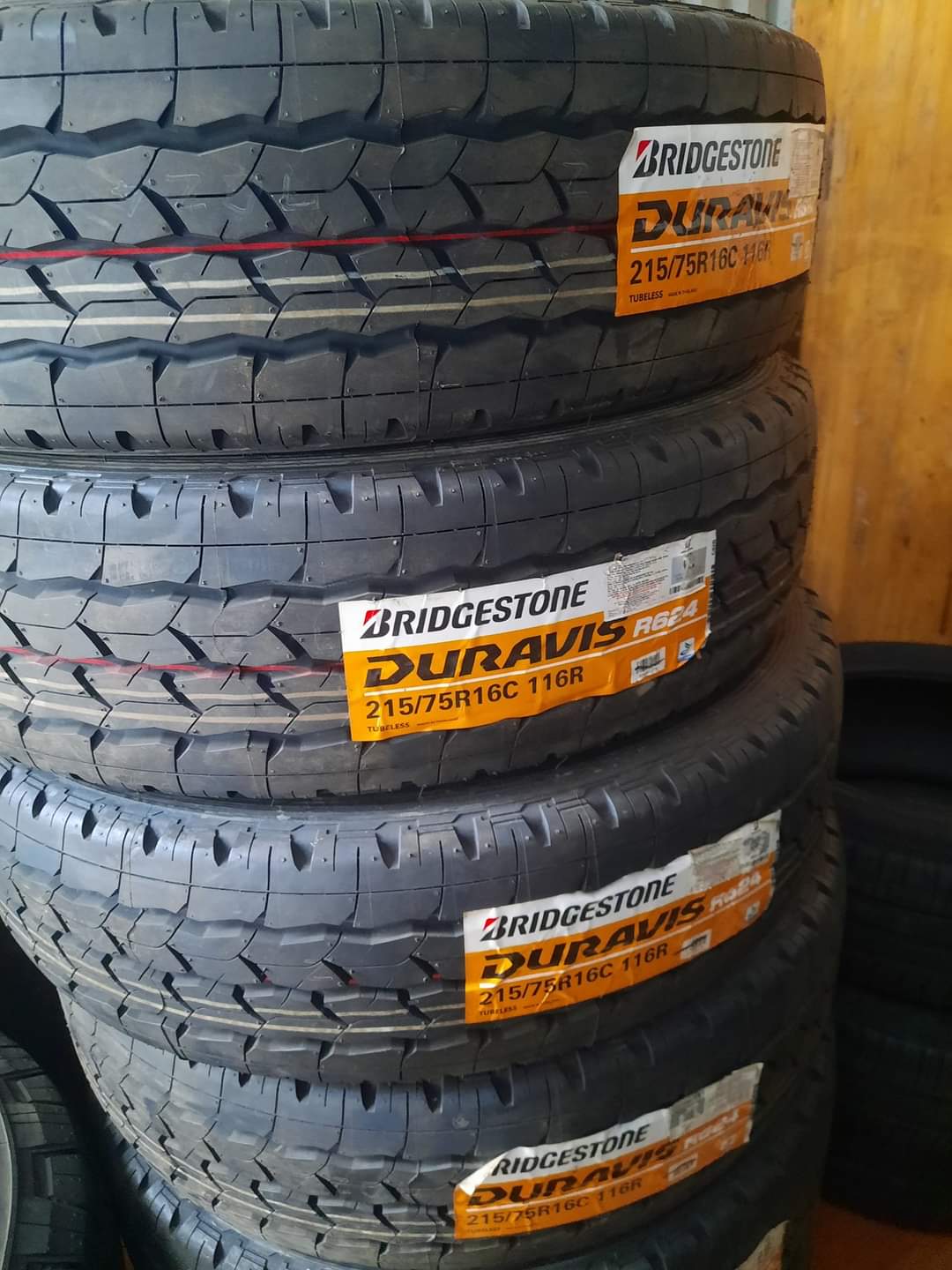 Lốp xe ô tô Bridgestone bền bỉ cho xe hơi tại Cần Thơ