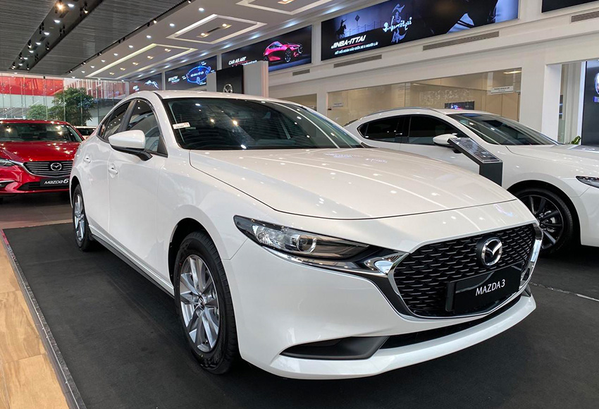 Hình ảnh bảng giá xe Mazda tổng thể, bao gồm CX-5