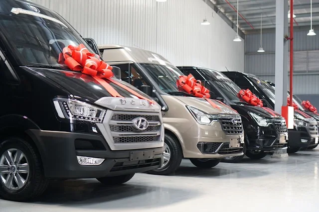 Giá xe ô tô Limousine 7 chỗ - 10 chỗ - 12 chỗ