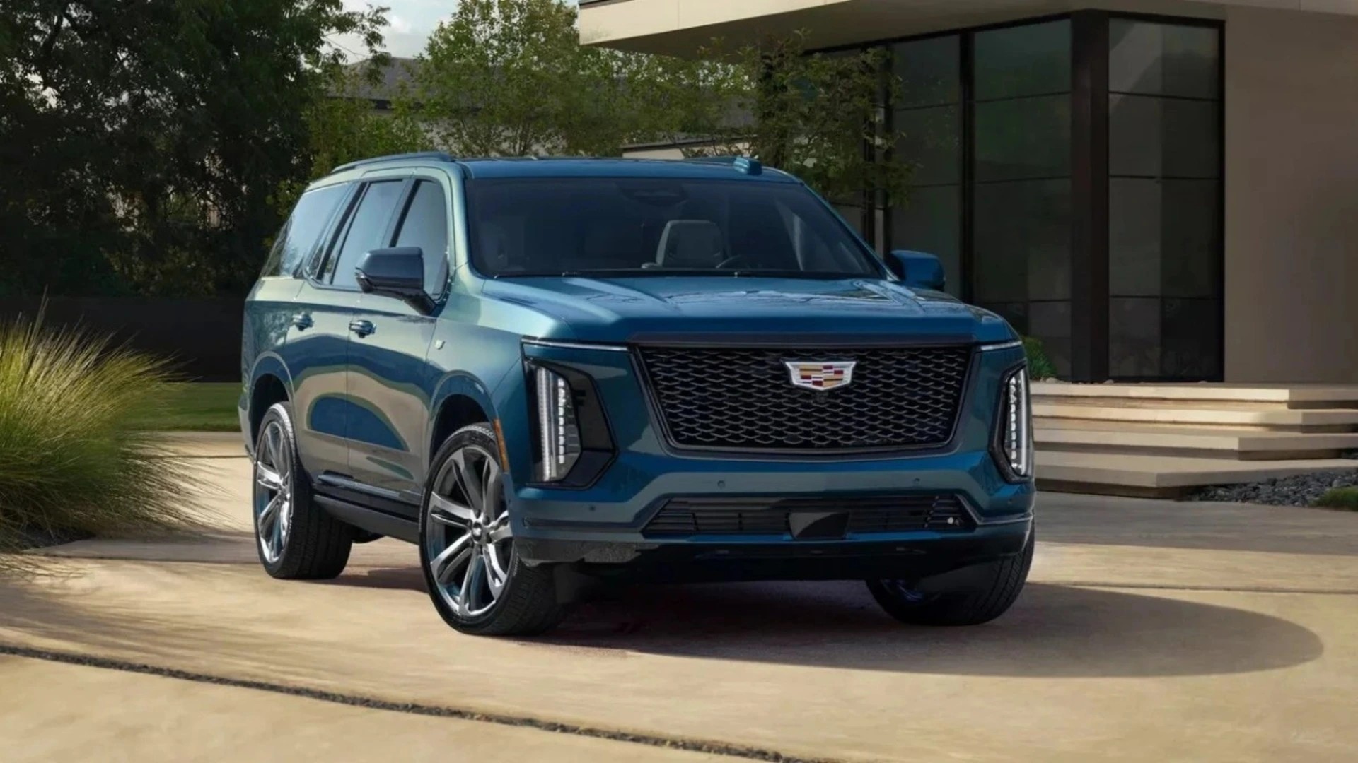 Biểu tượng vương miện của Cadillac, đại diện cho một trong những hãng xe ô tô lâu đời nhất thế giới với di sản cao cấp