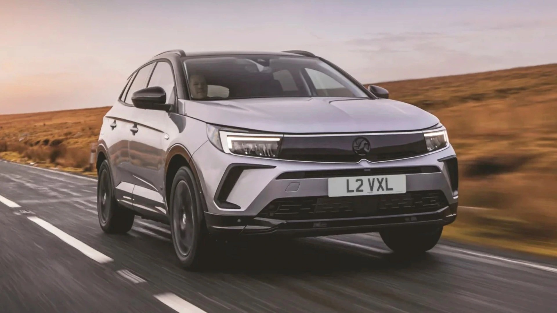 Hình ảnh nhà máy sản xuất của Vauxhall, nơi tạo ra những chiếc xe từ một trong những hãng xe ô tô lâu đời nhất thế giới
