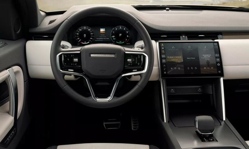 Khoang nội thất sang trọng của xe Range Rover 7 chỗ
