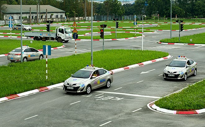 Tìm hiểu Học Lái Xe Ô Tô: Chi Phí Cần Biết Và Chất Lượng Đào Tạo