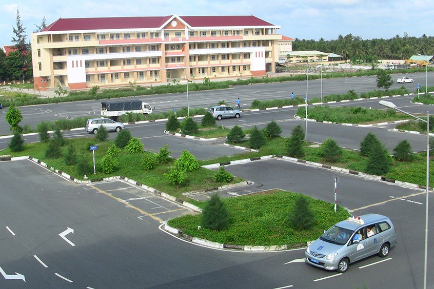 Xe tập lái và sân tập chất lượng cao cho học viên ở Đà Nẵng