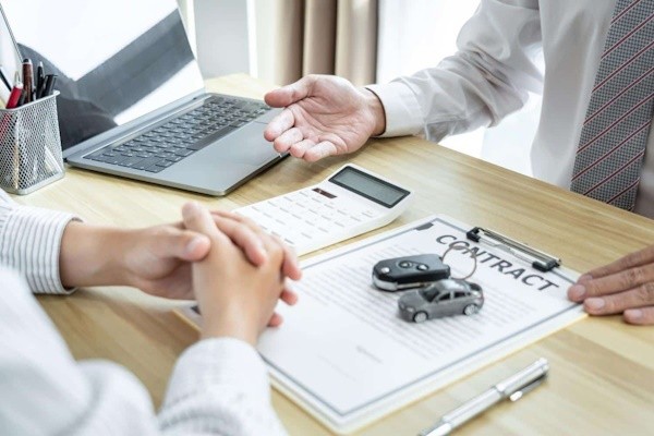 Các điều khoản hợp đồng thuê xe ô tô quan trọng