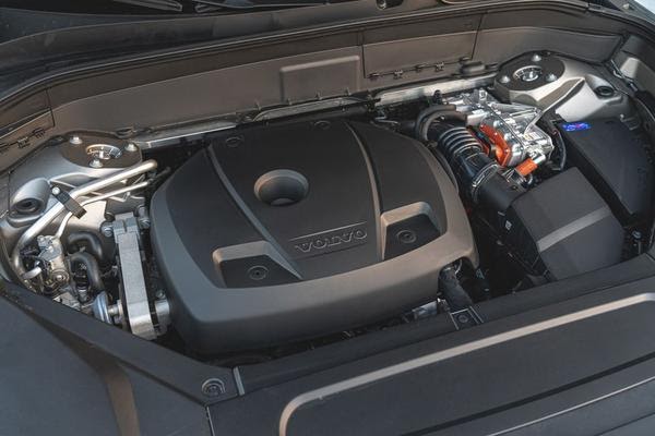 Đánh giá xe ô tô Volvo XC90: Động cơ mạnh mẽ của Volvo XC90 2022
