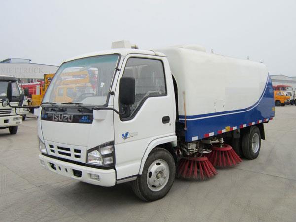 Xe ô tô quét đường: Giải pháp xanh hiệu quả