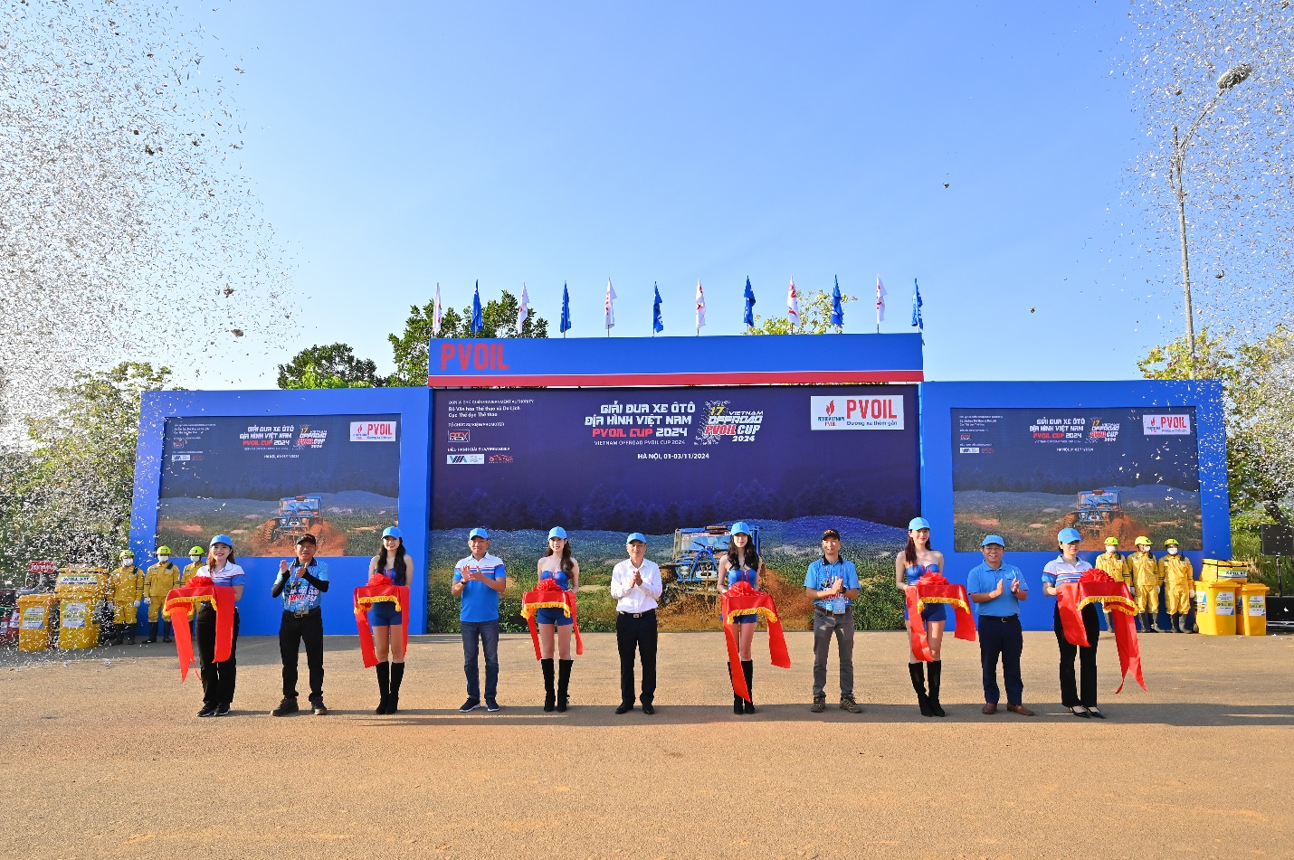 Đua xe ô tô địa hình Việt Nam: Giải PVOIL VOC 2024