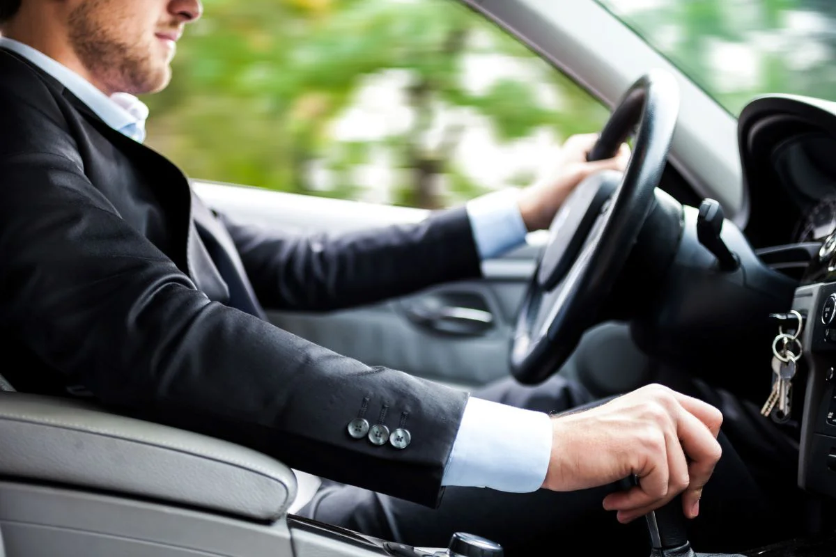 Tầm quan trọng của việc giữ tâm lý vững vàng khi lái xe ô tô