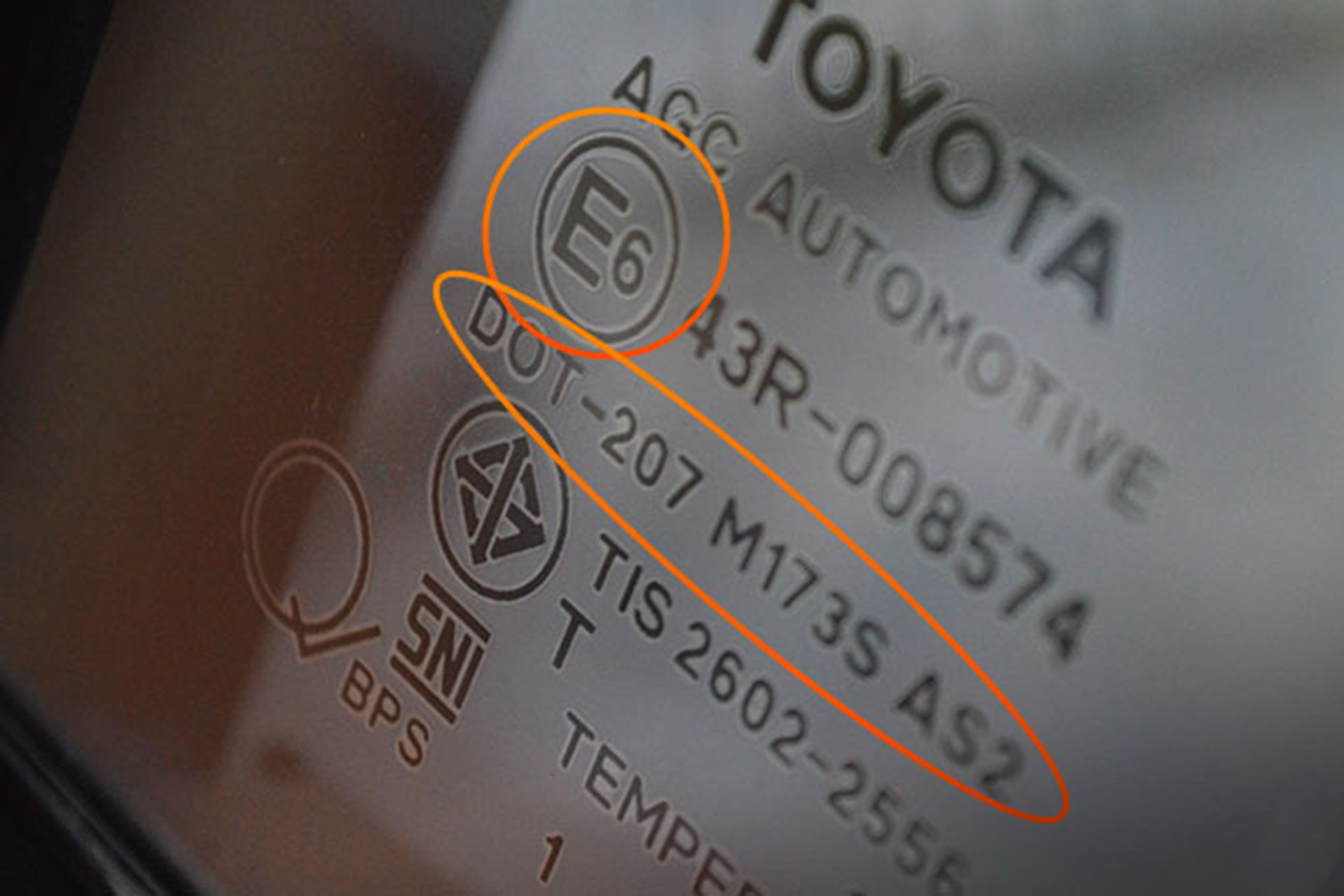 Tổng hợp các ký hiệu chứng nhận an toàn trên kính ô tô