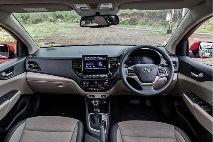 Nội thất Hyundai Accent 2021