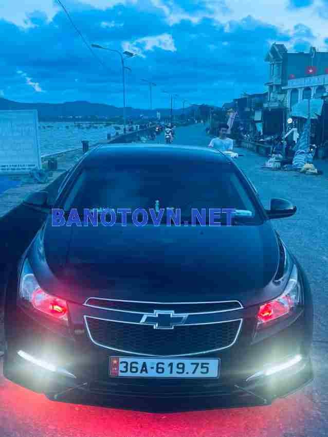 Hình ảnh xe ô tô Chevrolet Cruze 2011 màu đen