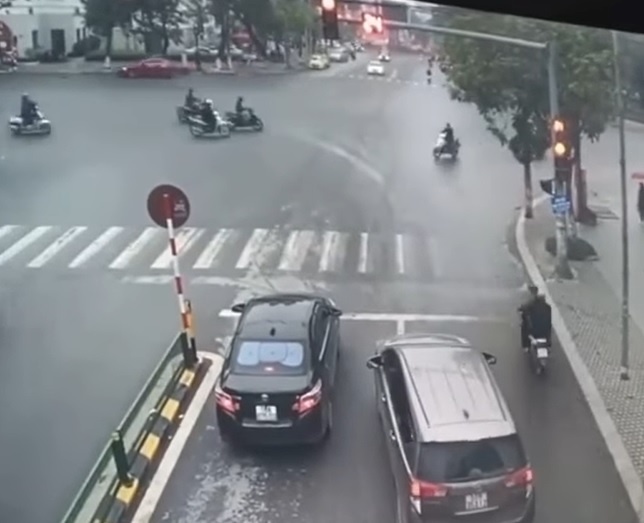Biển báo cấm vượt trên đường, chỉ dẫn về quy định vượt xe