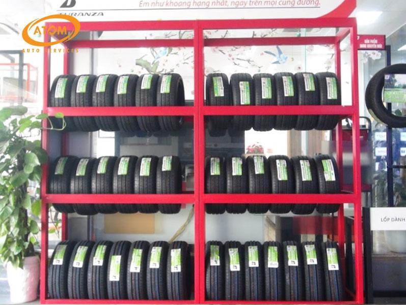 Ảnh minh họa các loại lốp ô tô chính hãng từ các thương hiệu uy tín