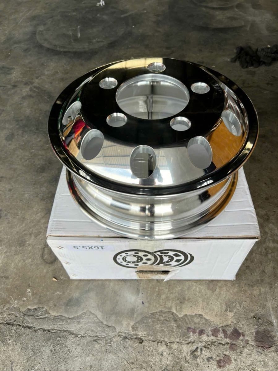 Mâm xe tải với cấu trúc chịu lực cao