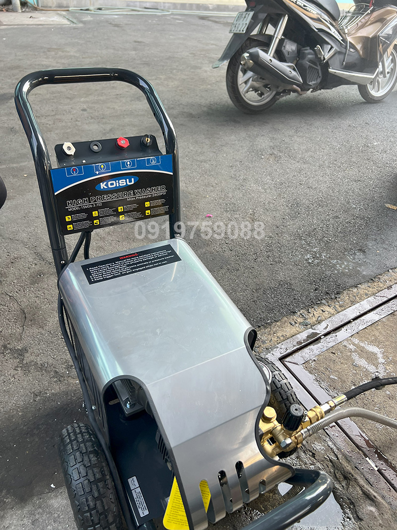 Bí quyết rửa xe ô tô Sài Gòn hiệu quả