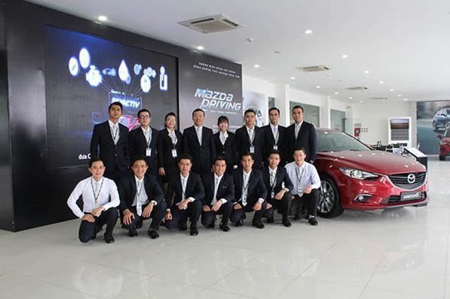 Không gian sang trọng tại đại lý Mazda Biên Hòa