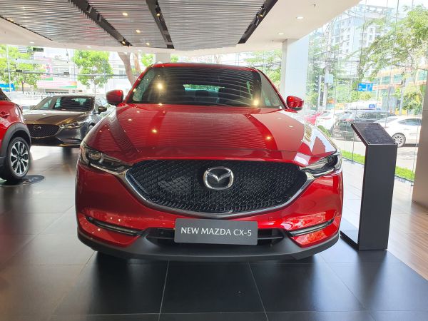 Hình ảnh Mazda CX-5 2.0 Deluxe màu trắng