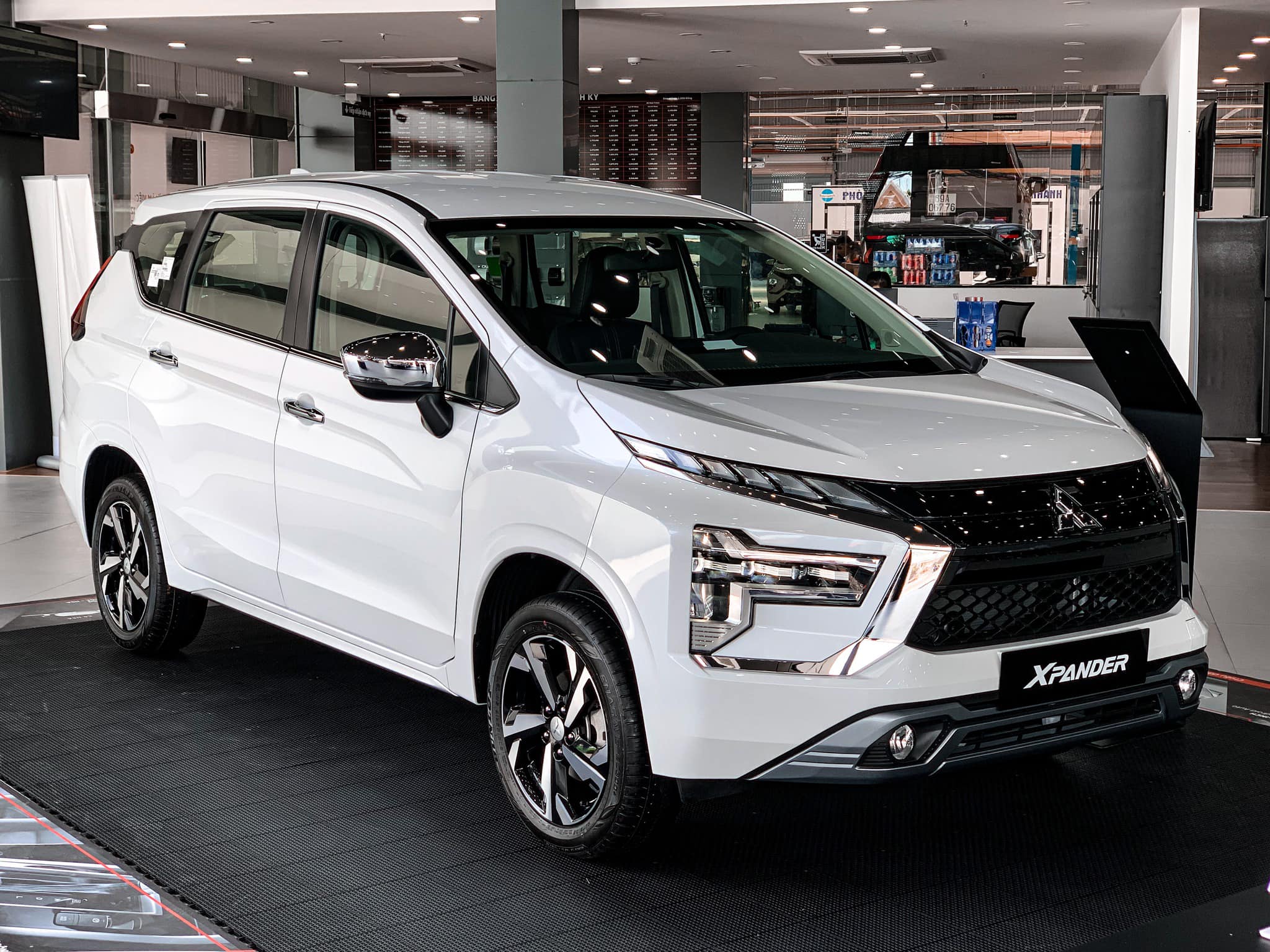 Giá xe ô tô Mitsubishi mới nhất