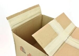 Gấp nắp trên và dán cố định cho mô hình xe ô tô bằng giấy