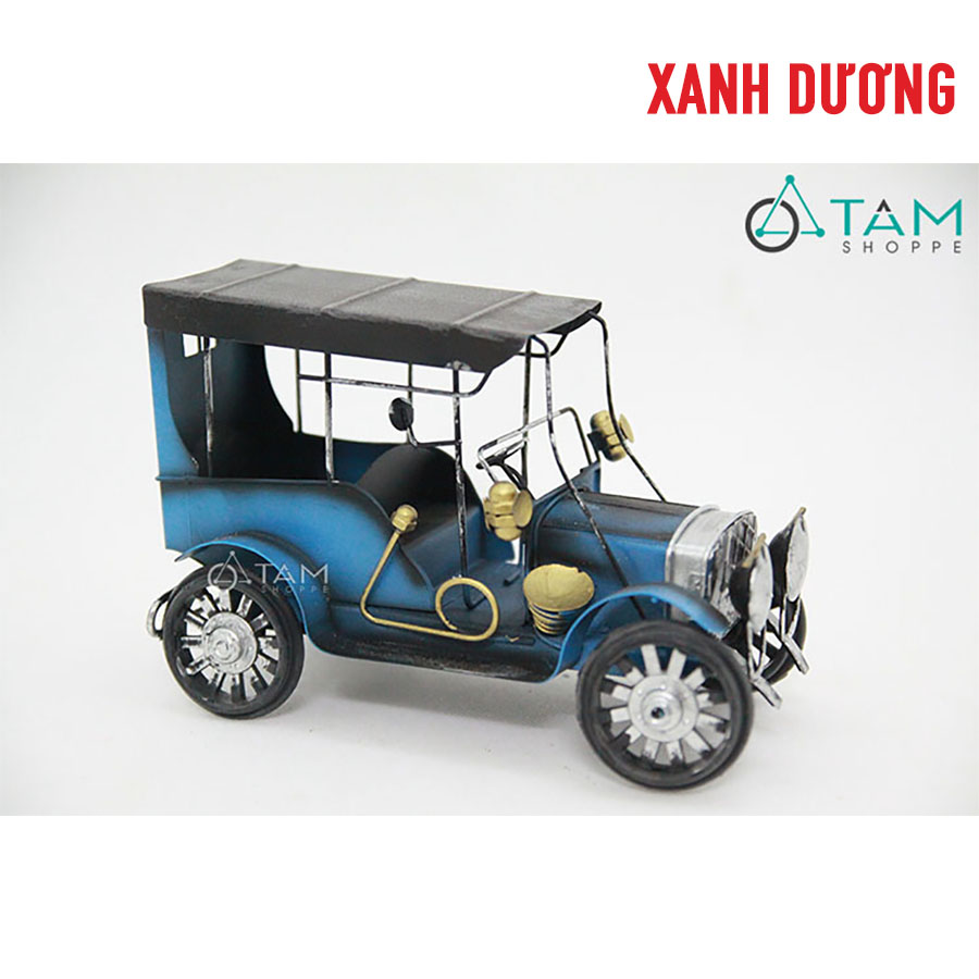 Tổng quan mô hình xe ô tô cổ màu xanh lá cây