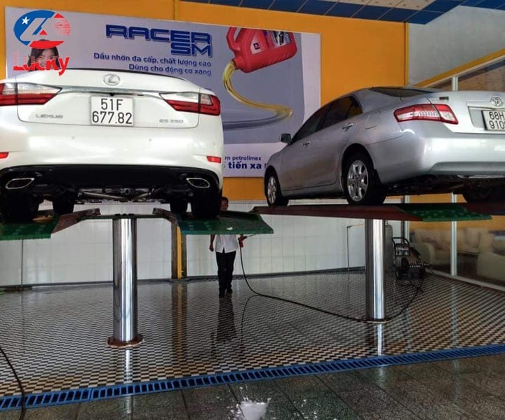 Cầu nâng rửa xe ô tô