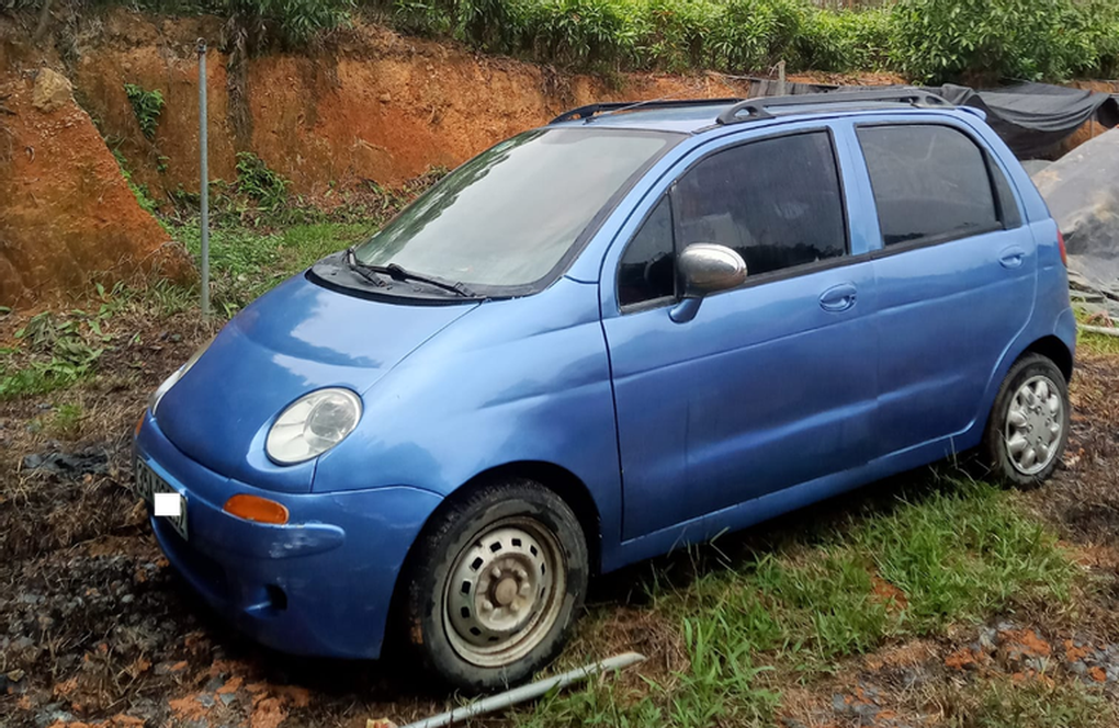 Hình ảnh một chiếc Chery QQ3 đời 2009 màu trắng đang rao bán
