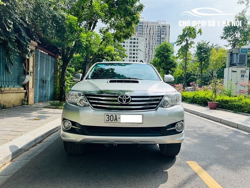Giá xe ô tô Fortuner 2015 cập nhật