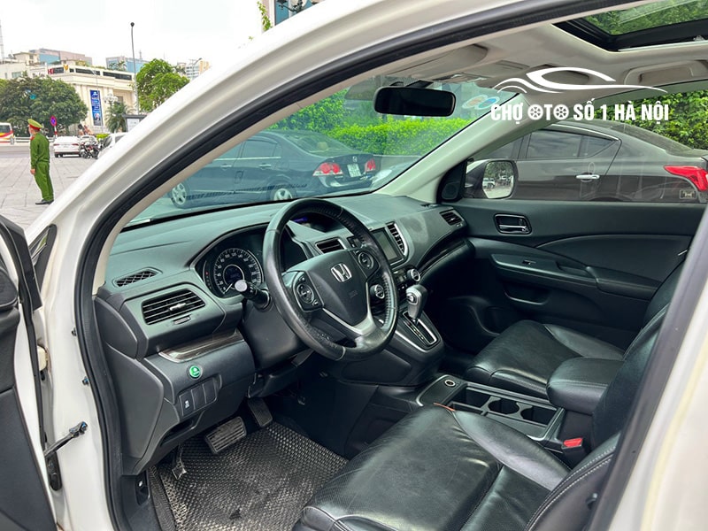 Khoang lái nội thất xe ô tô Honda CRV cũ 2016