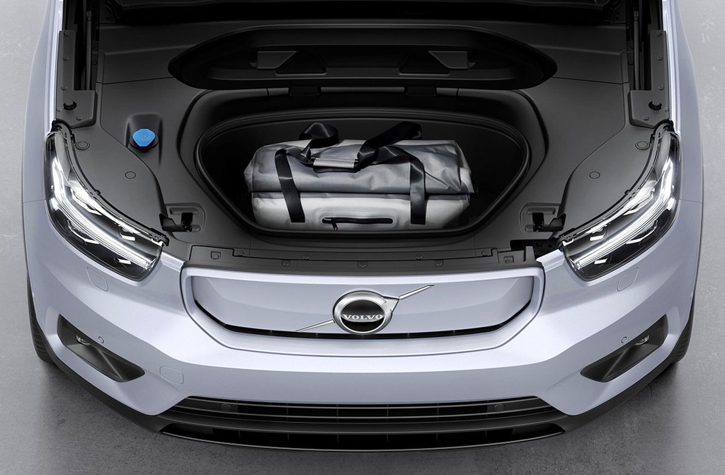 Giá xe ô tô Volvo XC40 Recharge - Khoang chứa đồ phía trước xe điện Volvo XC40