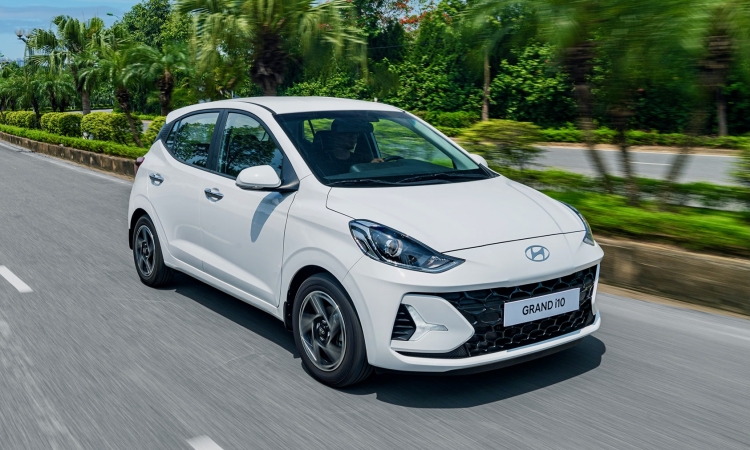 Đánh giá chi tiết xe ô tô i10 1.2: Lựa chọn đáng cân nhắc