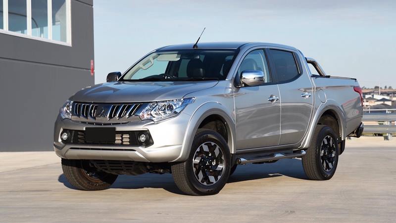 Đánh giá ngoại thất xe Mitsubishi Triton cũ 2018 sau thời gian sử dụng